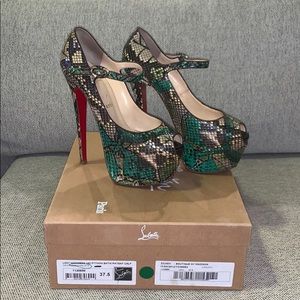 AUTHENTIC Christian Louboutin lady highness heels